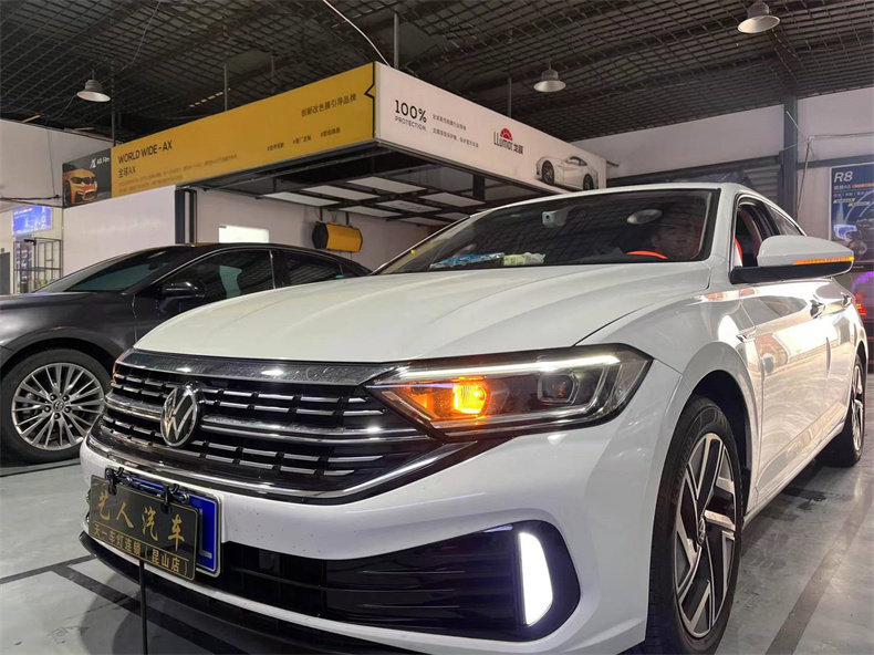 大众速腾2023转向灯,大众速腾前转向灯流水灯