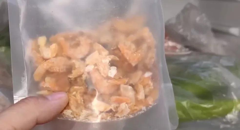 快学！冰箱里放一个它，异味再也不会扑鼻而来，放多少剩菜都不怕