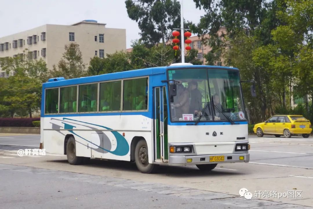 广州产丨千禧年后的珠*牌江**GZ6100F型团体客车