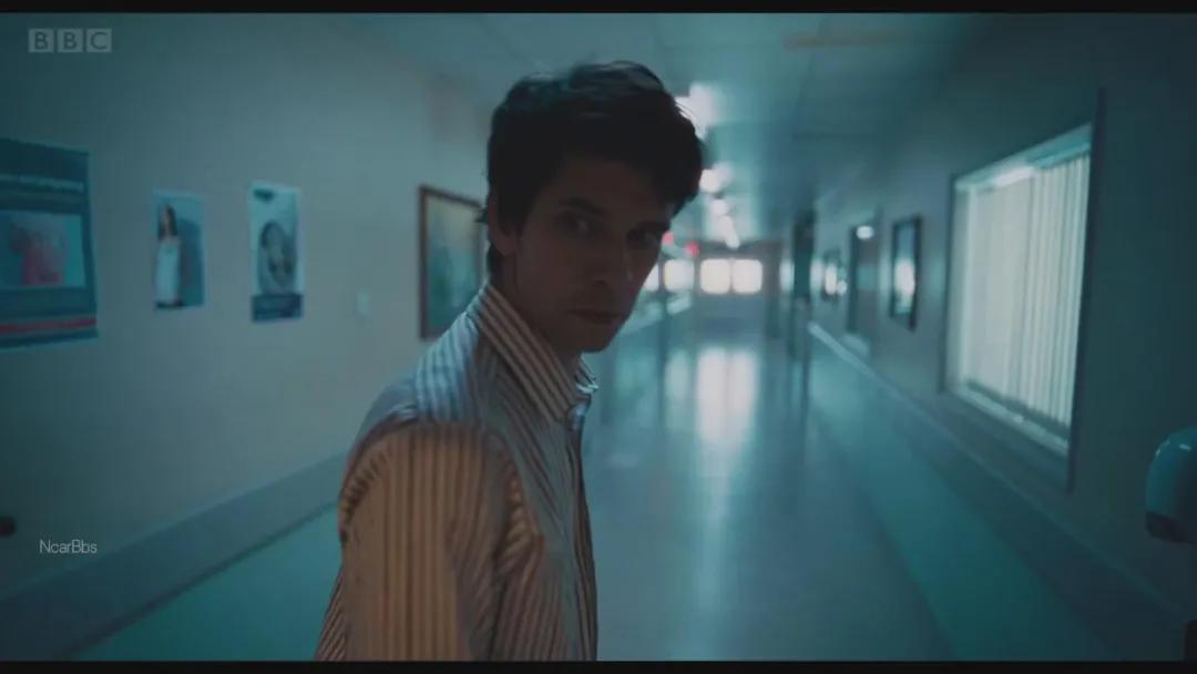 年度最佳裸戏，也治愈不了我