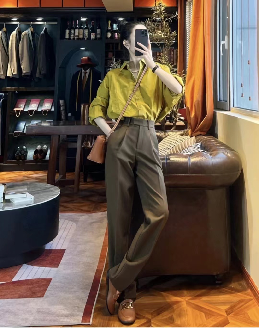 男卡其色上衣配什么颜色下装好看,卡其色里面搭配什么颜色好看