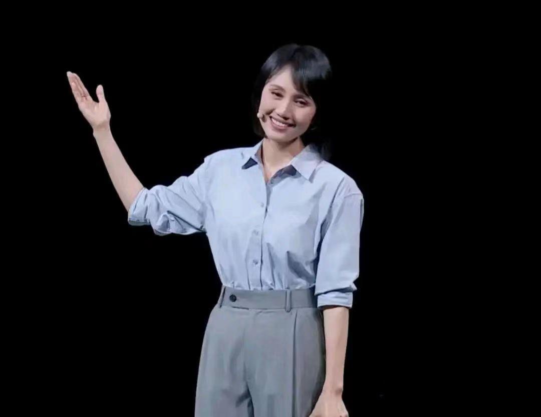 袁泉生活穿衣搭配,袁泉的百万衣橱