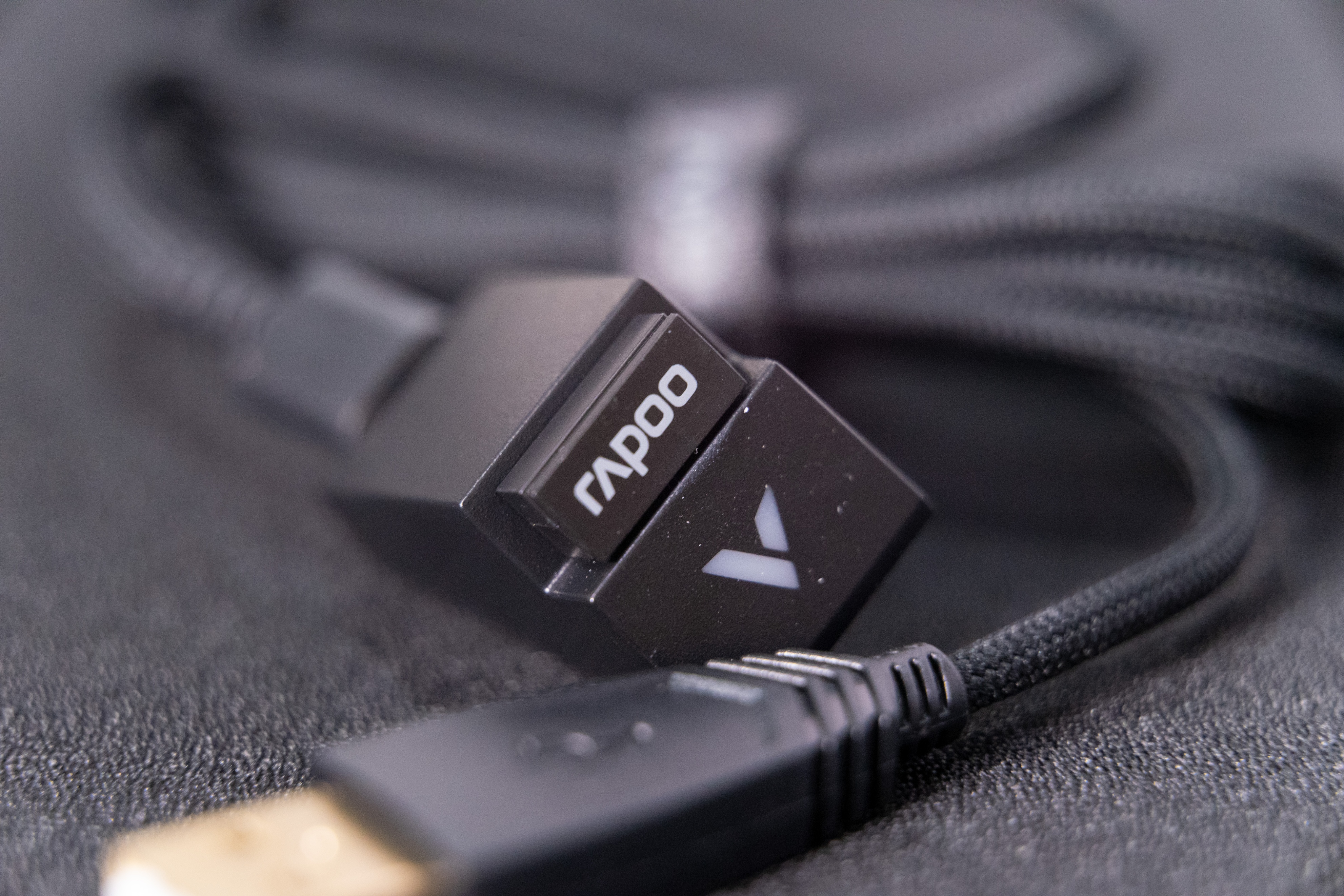 400元以内的双模游戏鼠标推荐,性能和颜值兼备的无线鼠标