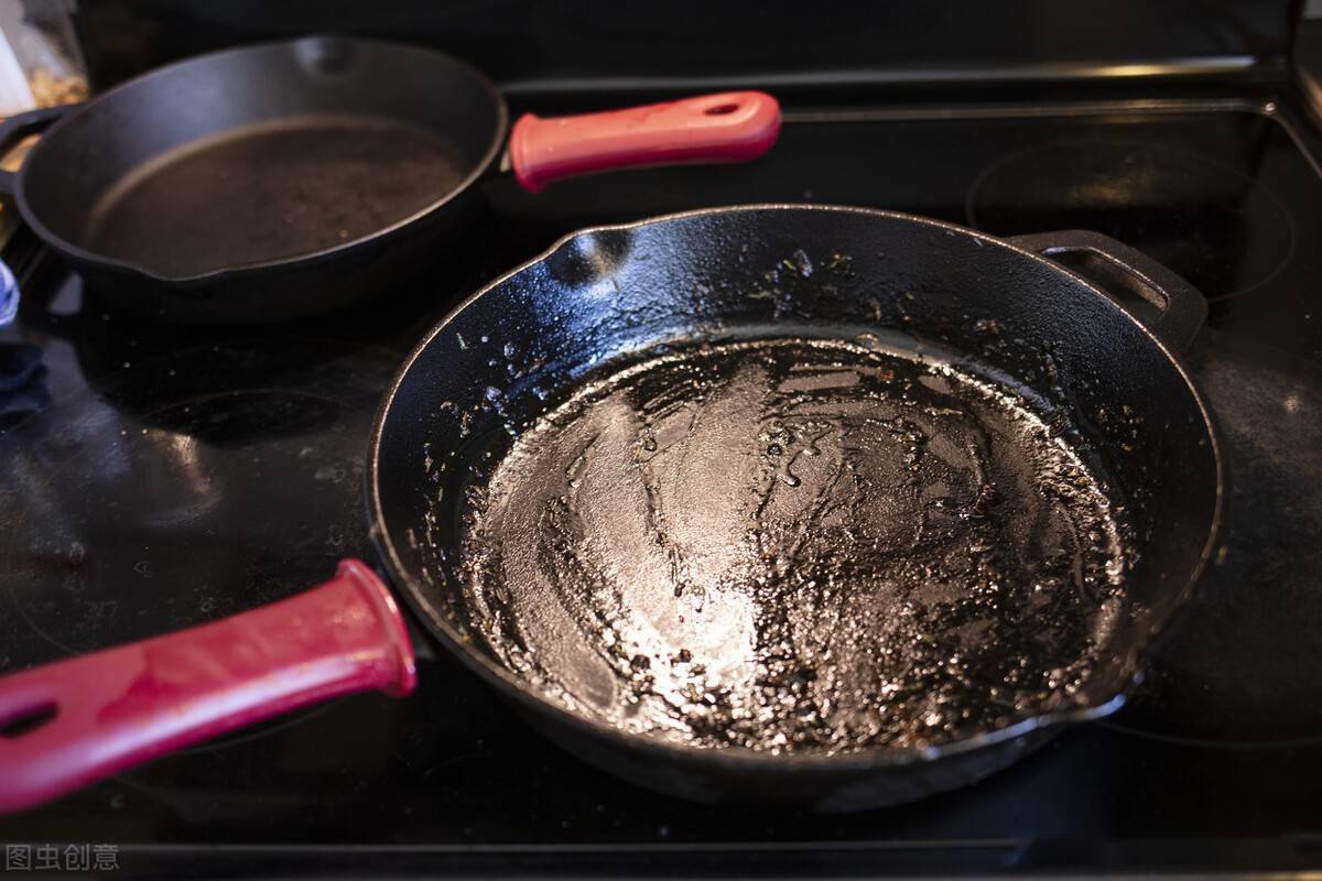 清洁锅背黑垢小妙招,家里锅太脏怎么清理