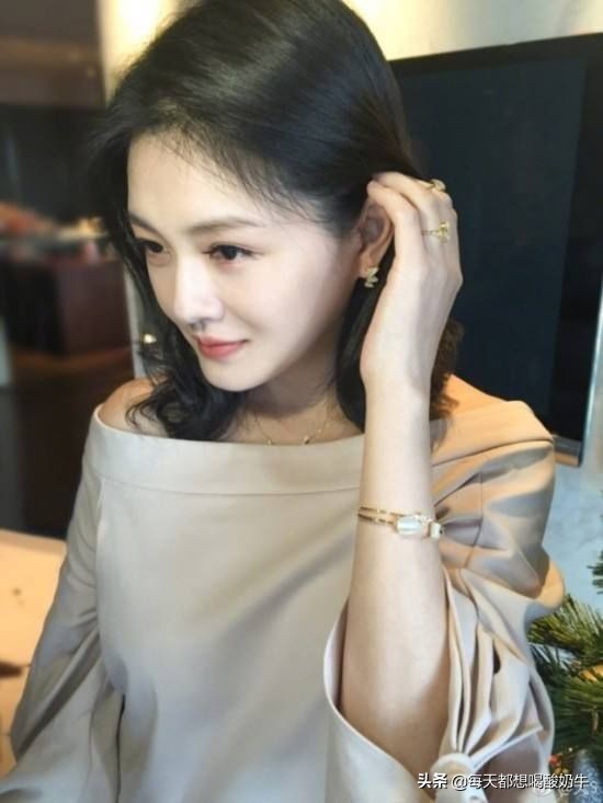 如何评价大s的颜值,大s女儿的真实长相