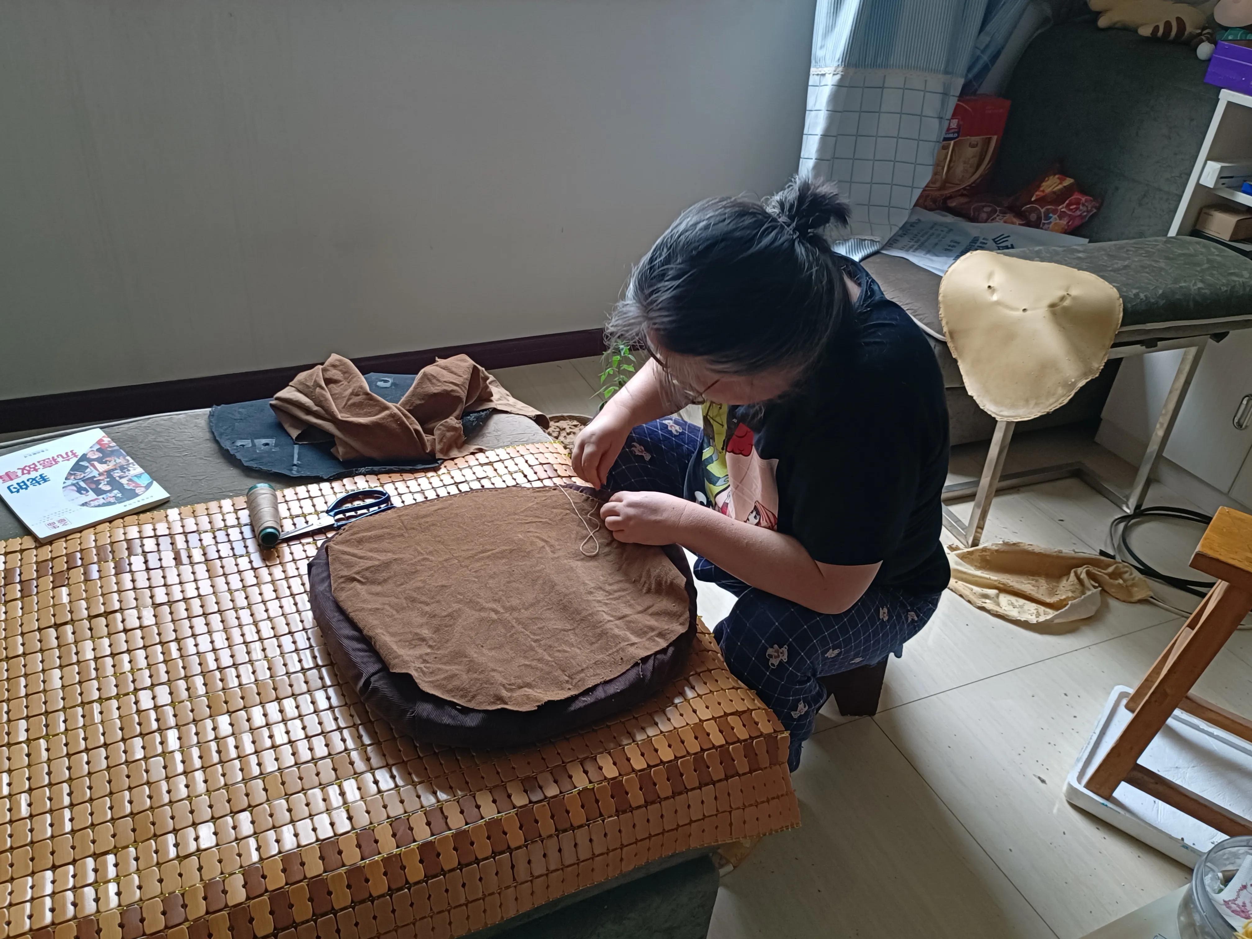 旧转椅改造翻新,办公转椅靠背调节维修