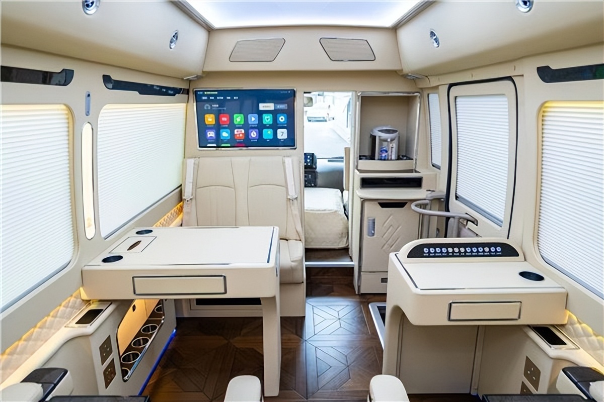 丰田考斯特12座价格考斯特4.0L六缸豪华中巴