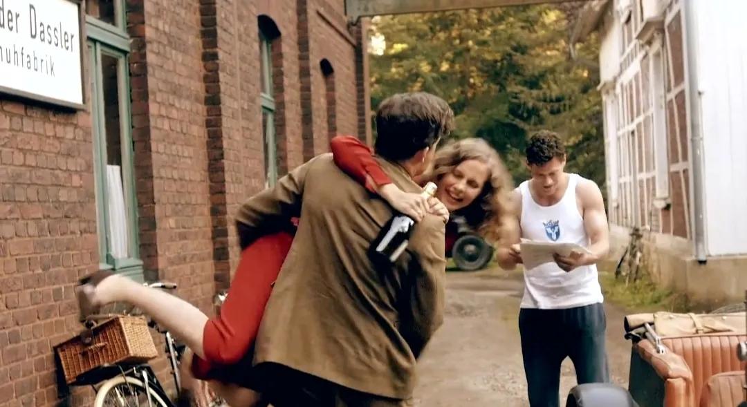 彪马与阿迪达斯哪个质量好,彪马和阿迪达斯哪个质量好