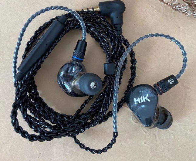 小米有线耳机对比苹果有线耳机,如何选择音质超好的有线耳机