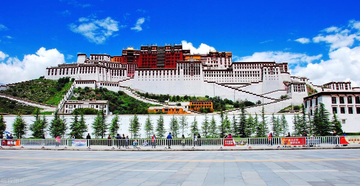 去趟拉萨看看拉萨的布达拉宫,拉萨南山公园离布达拉宫多远