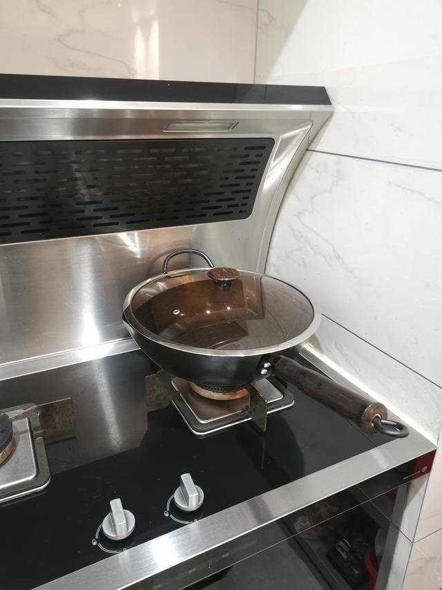 厨房必备锅具推荐实用,厨房必备的4种锅具