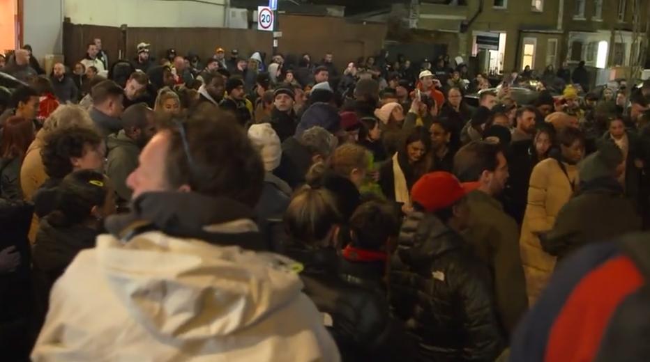 英国著名歌手死亡,英国去世歌手