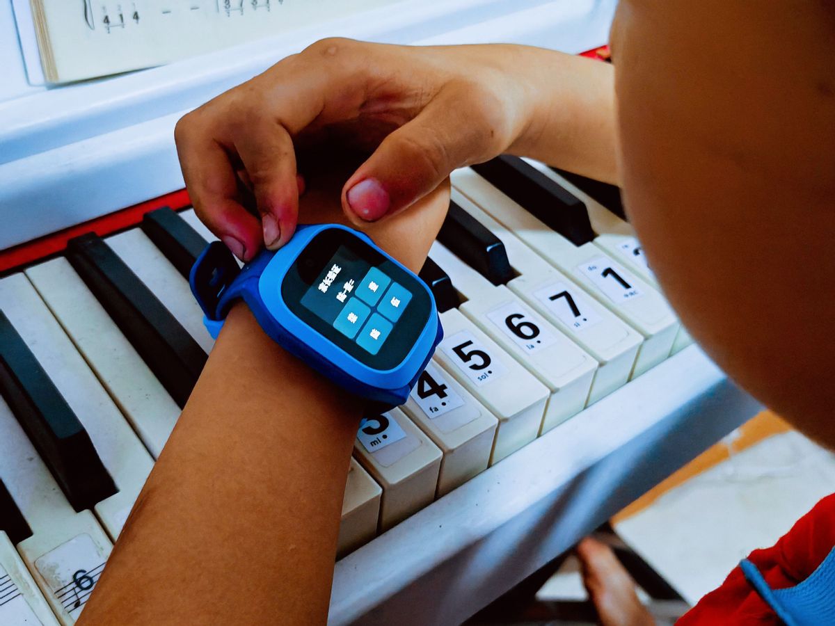 米兔儿童电话手表c7a有微信吗,米兔儿童电话手表c7a使用说明