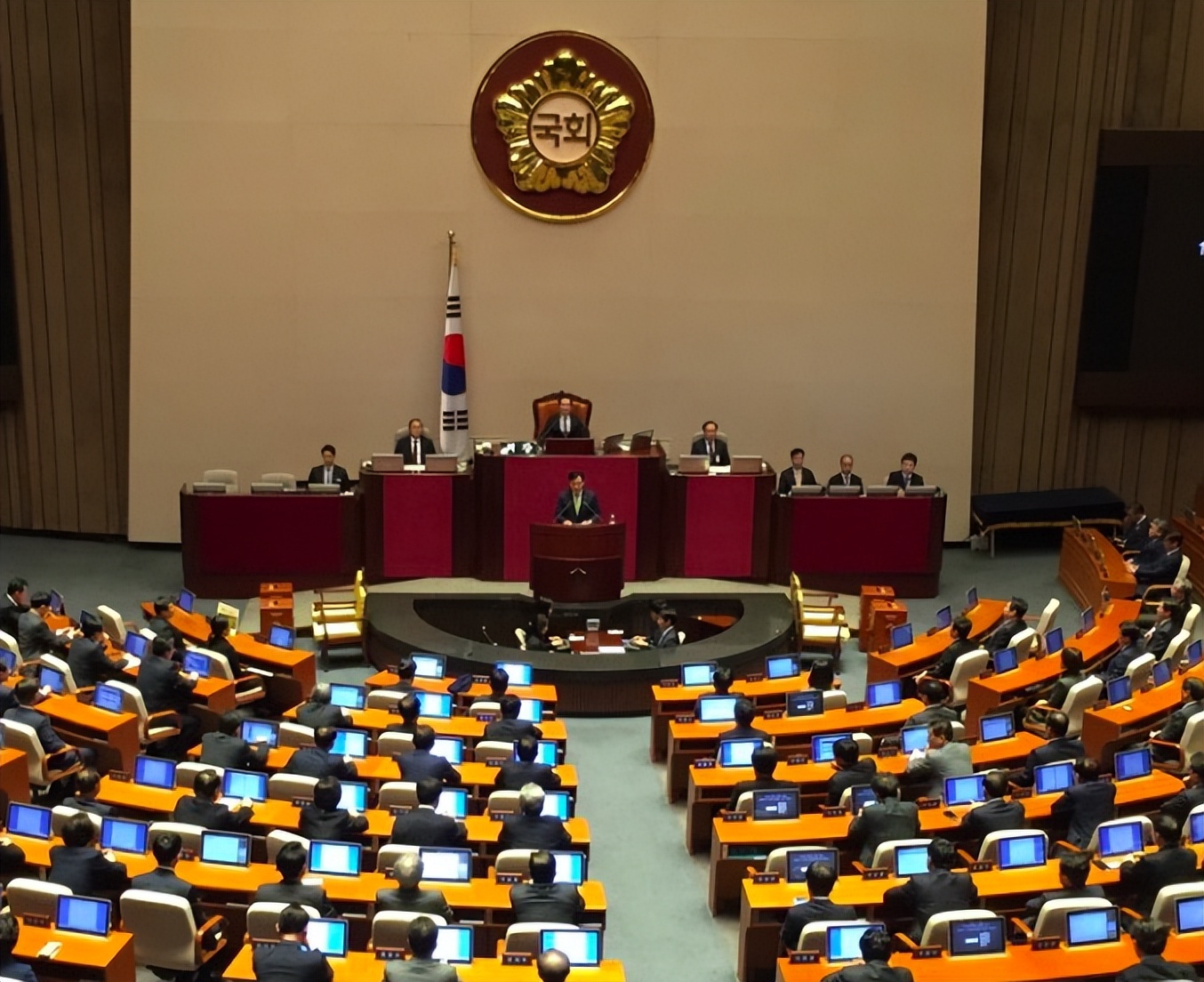 韩国强烈抗议日本,韩国对中国提出抗议