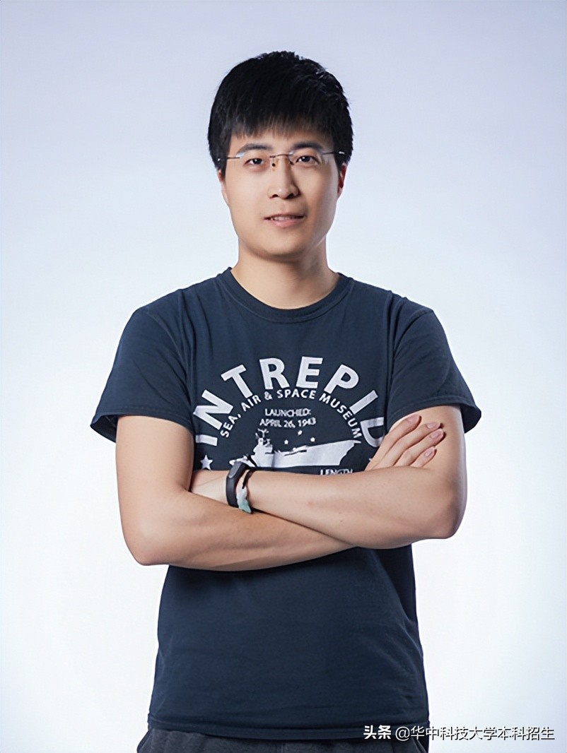 60秒销售破亿！从华中科技大学走出，他创业成CEO，打造爆款产品，登上福布斯