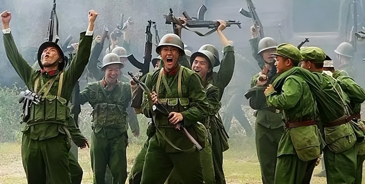 “不卖给中国人”，外国商店惊现离谱横幅，网友：白眼狼忘本！