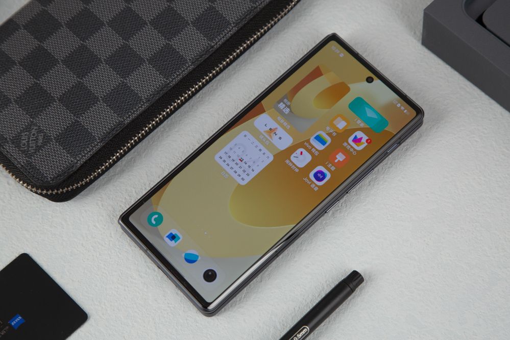 vivoxfold评测折叠屏手机,vivoxfold评测多重