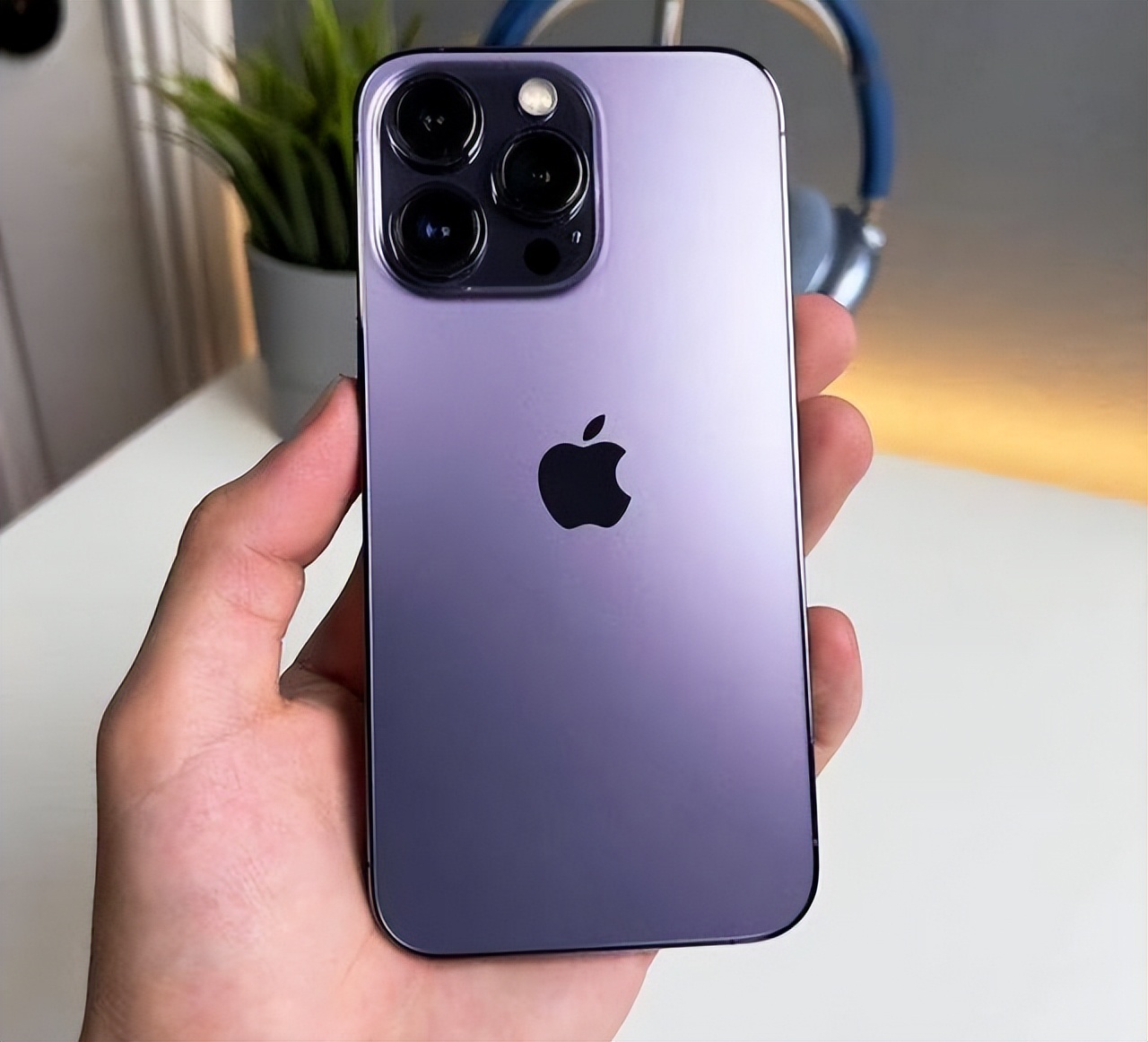 终于拿到了心心念念的iphone14pro,从华为换到苹果14pro的感受