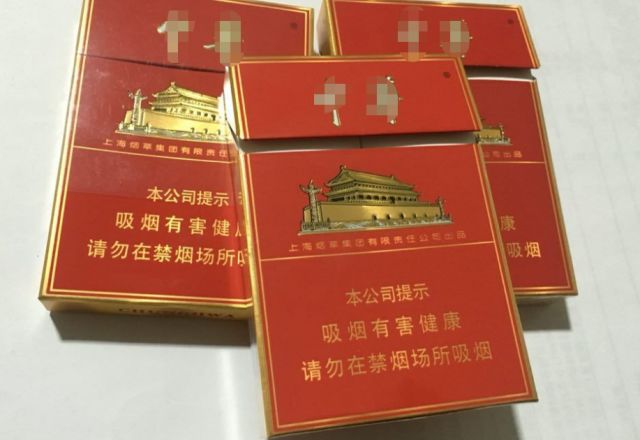 吸烟有害吗？英国*草烟**公司用48只狗做实验，三年每天抽100根烟