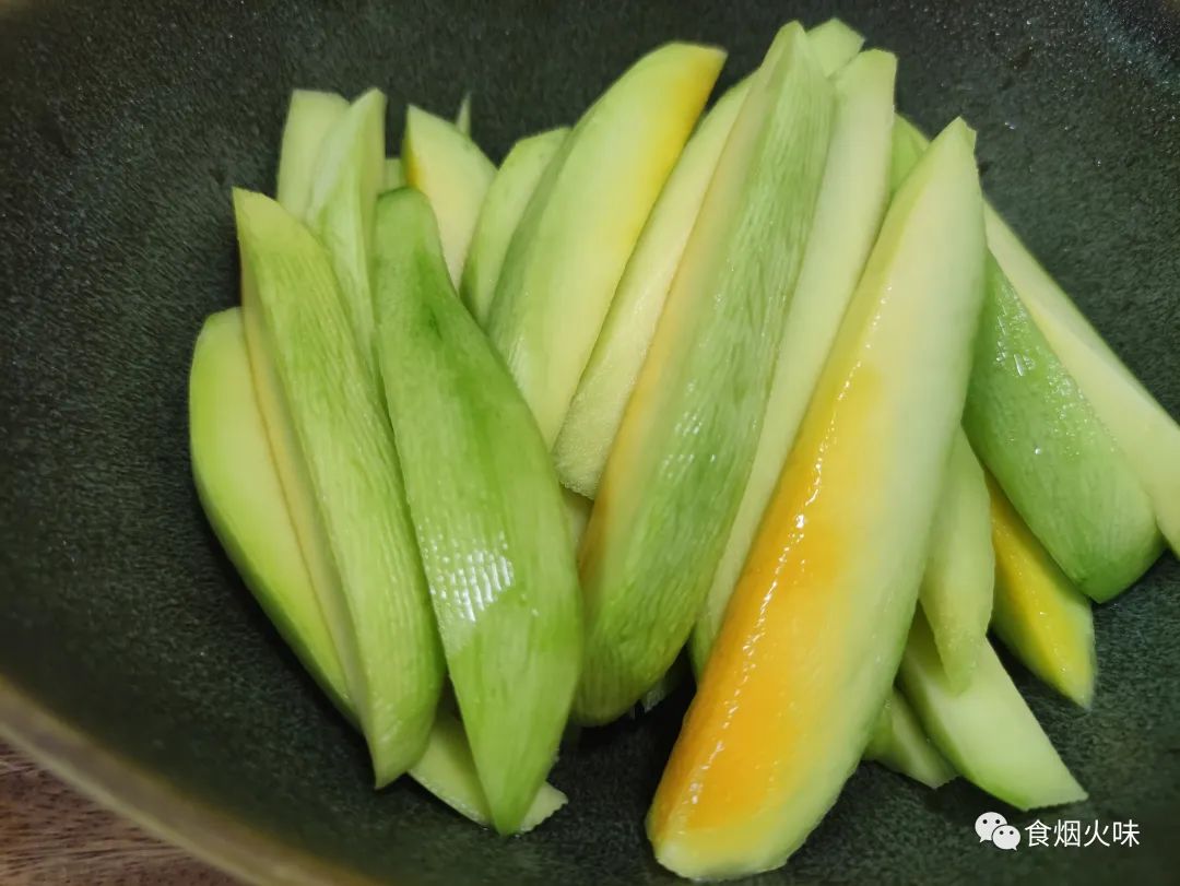 遇到它别手软，一生津止咳，二保护视力，三缓解便秘，不懂吃可惜