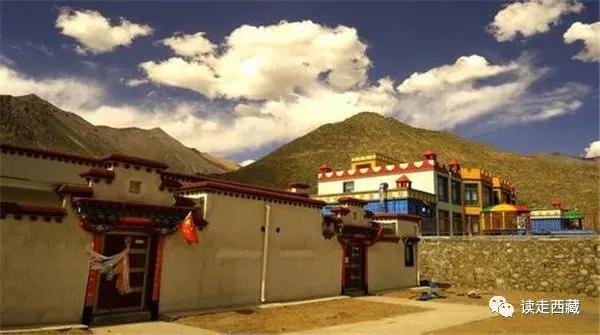 西藏那曲畜产品展销 (西藏那曲畜产品展销场航拍)