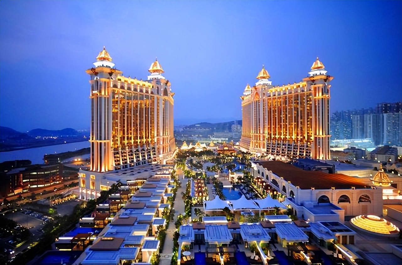 1999年澳门回归葡萄牙人回去了吗,澳门是哪年被葡萄牙归还的