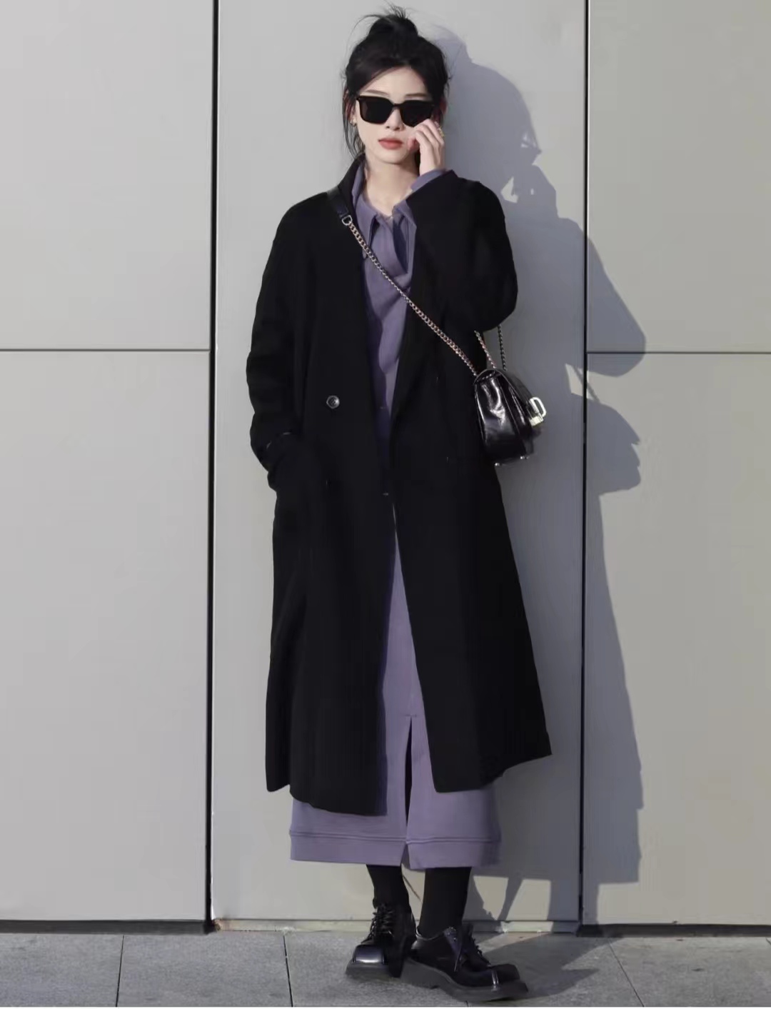 黑色搭配什么颜色很高级,黑色搭配什么颜色会显得比较高级