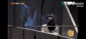 王鹤棣出席活动微博惊艳,王鹤棣一夜爆红的反应