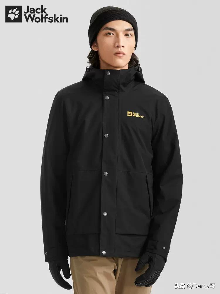 北面羽绒服和冲锋衣价格差不多,羽绒服推荐和北面差不多的牌子