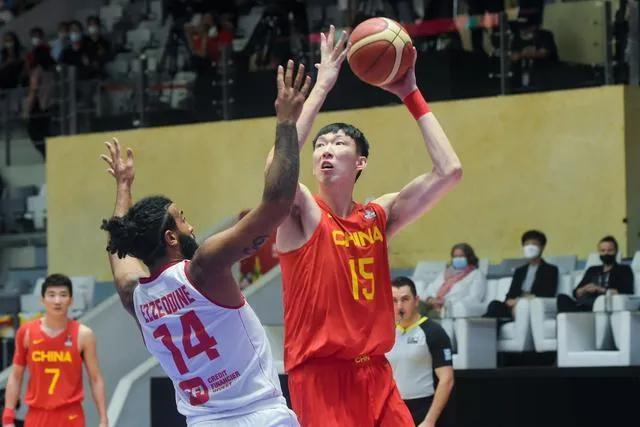 男篮亚洲杯黎巴嫩队周琦集锦,周琦能否继续打男篮亚洲杯