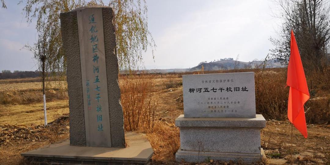 相见恨晚这首歌完整版,原汁原味古色古香的一座小城