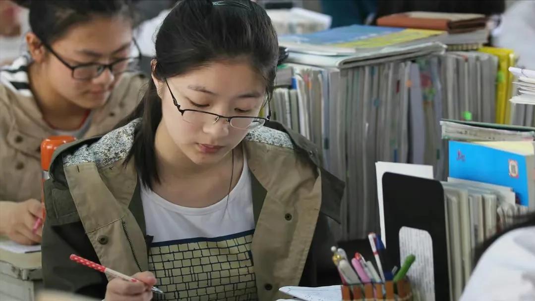 初中物理归纳总结精析,初中物理点拨重难点手册教材全解