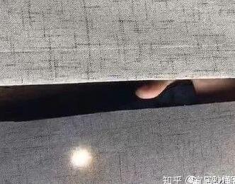 这4种窗帘既实用又美观你家有吗,窗帘是家居装饰不可或缺的一部分