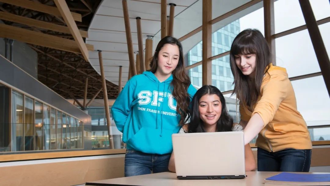 风向变了人才回流,温哥华留学省钱