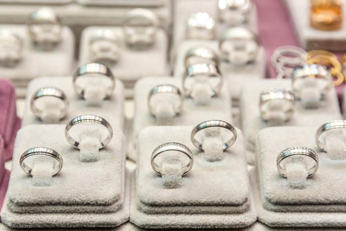 铂金pt950多少钱一克2021年,铂金价格pt950和990多少一克