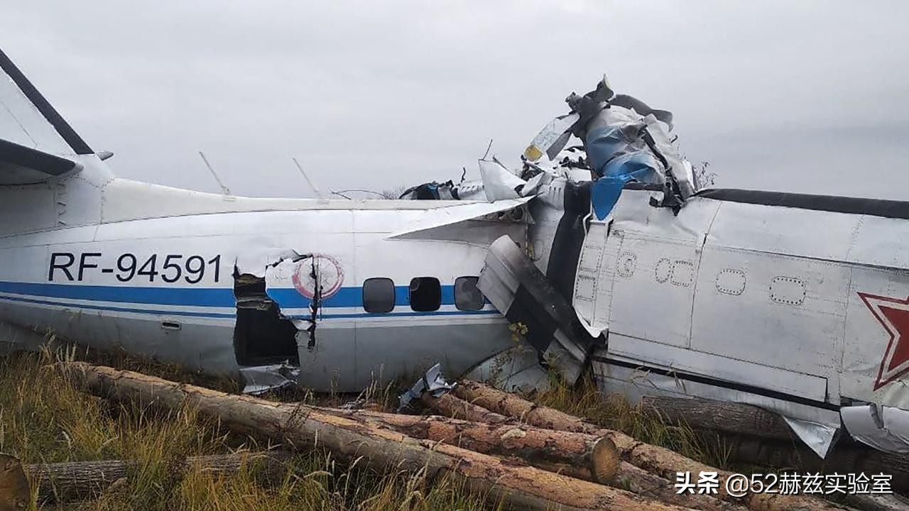 东航客机坠毁黑匣子数据,东航坠毁客机黑匣子数据全过程