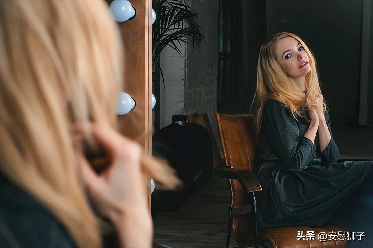 女朋友突然变得很冷淡不愿沟通,女朋友突然变得很冷淡怎么挽回