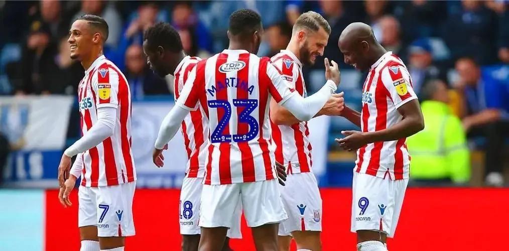 英足总杯斯托克城布莱顿,英足杯比赛牛津联vs埃克塞特城