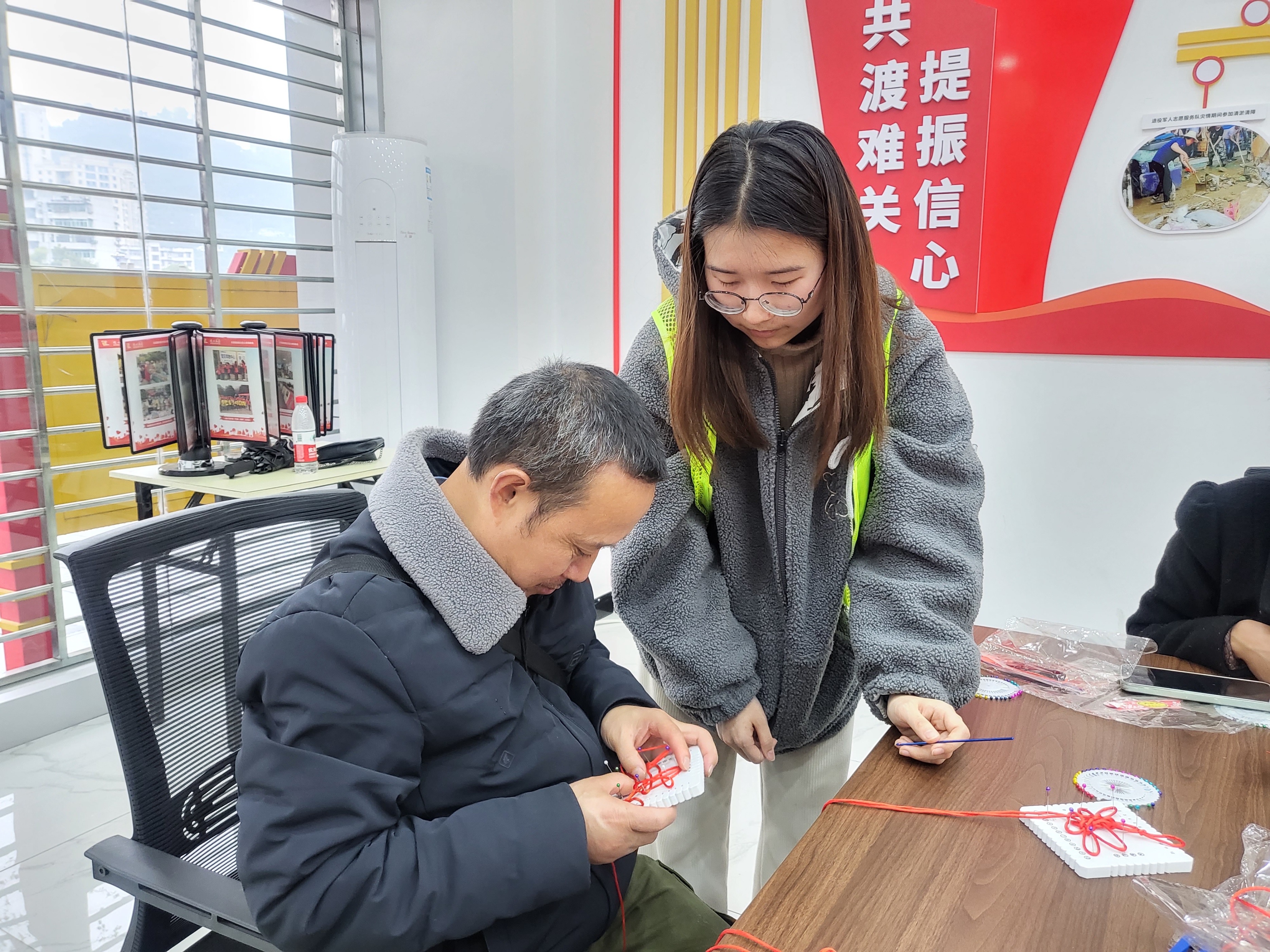 情系中国结,情系中国结共筑中国梦