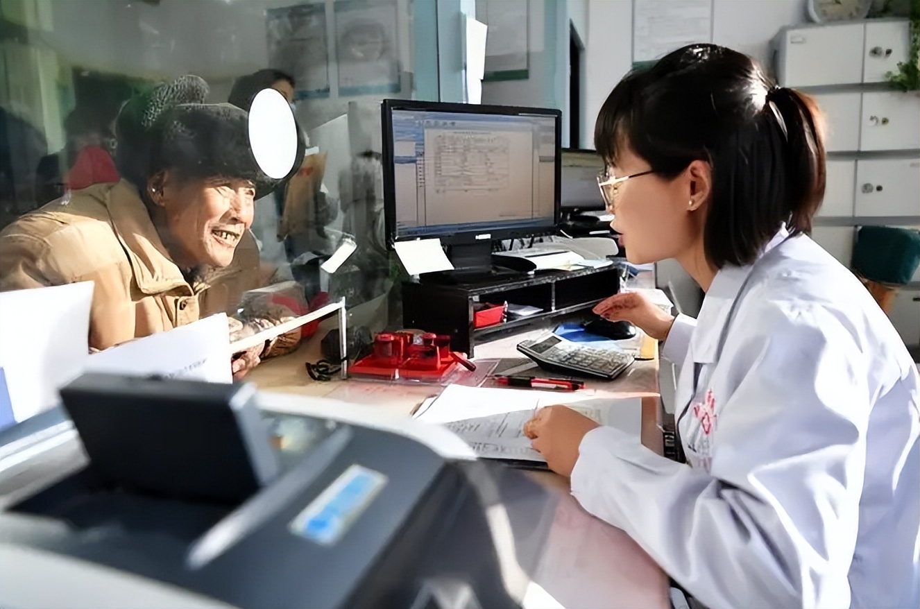 基于“伏邪学说”，探讨中医对慢性萎缩性胃炎的治疗方法