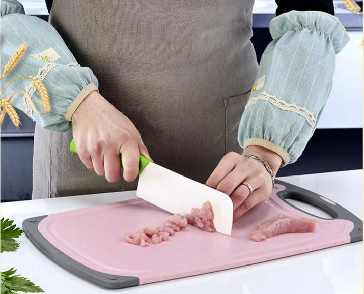 砧板发霉了用什么办法能洗掉,砧板发霉可以开水泡吗