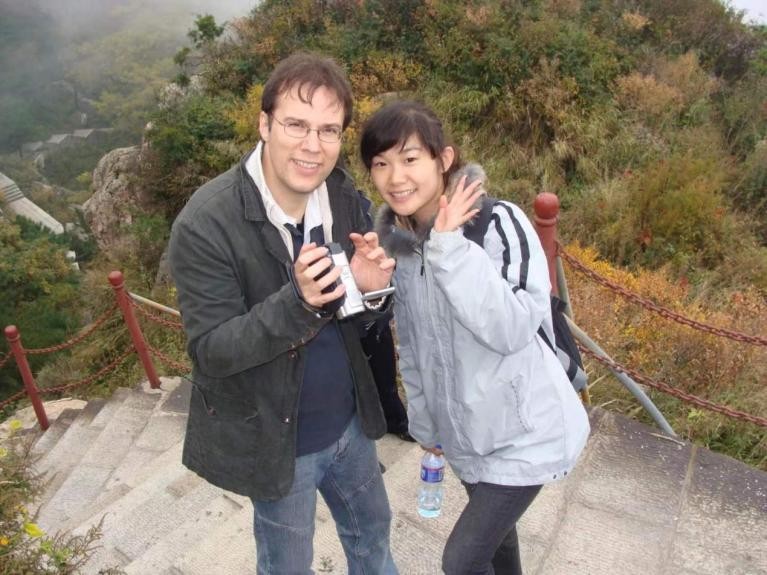 我80后，德国老公是大学教授，却没房没车没存款，月薪只有2000元