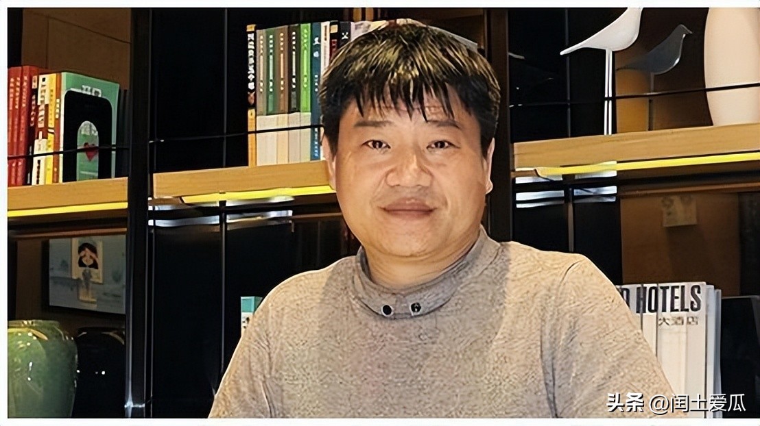 反诈老陈，一年赚133万，后悔为333个嘉年华脱下警服