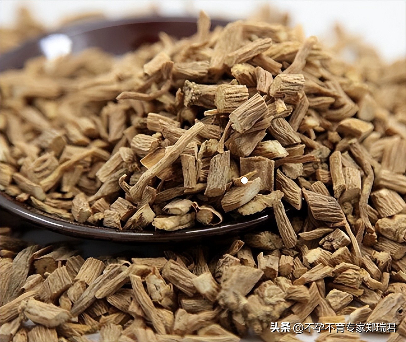 输卵管堵塞中医调理成功怀孕方案,打通输卵管最快的中药方子