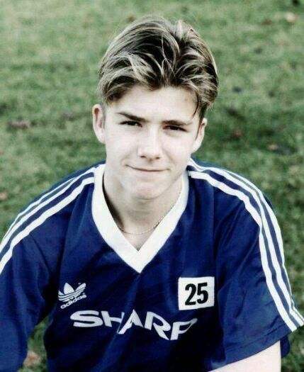 贝克汉姆的圆月弯刀有多厉害,贝克汉姆圆月弯刀绝杀