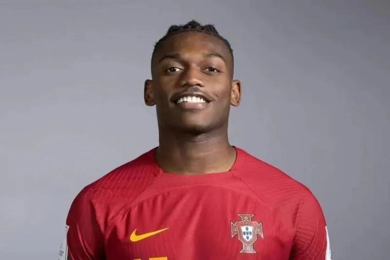 拉斐尔莱奥英文,拉斐尔莱奥秦孝公