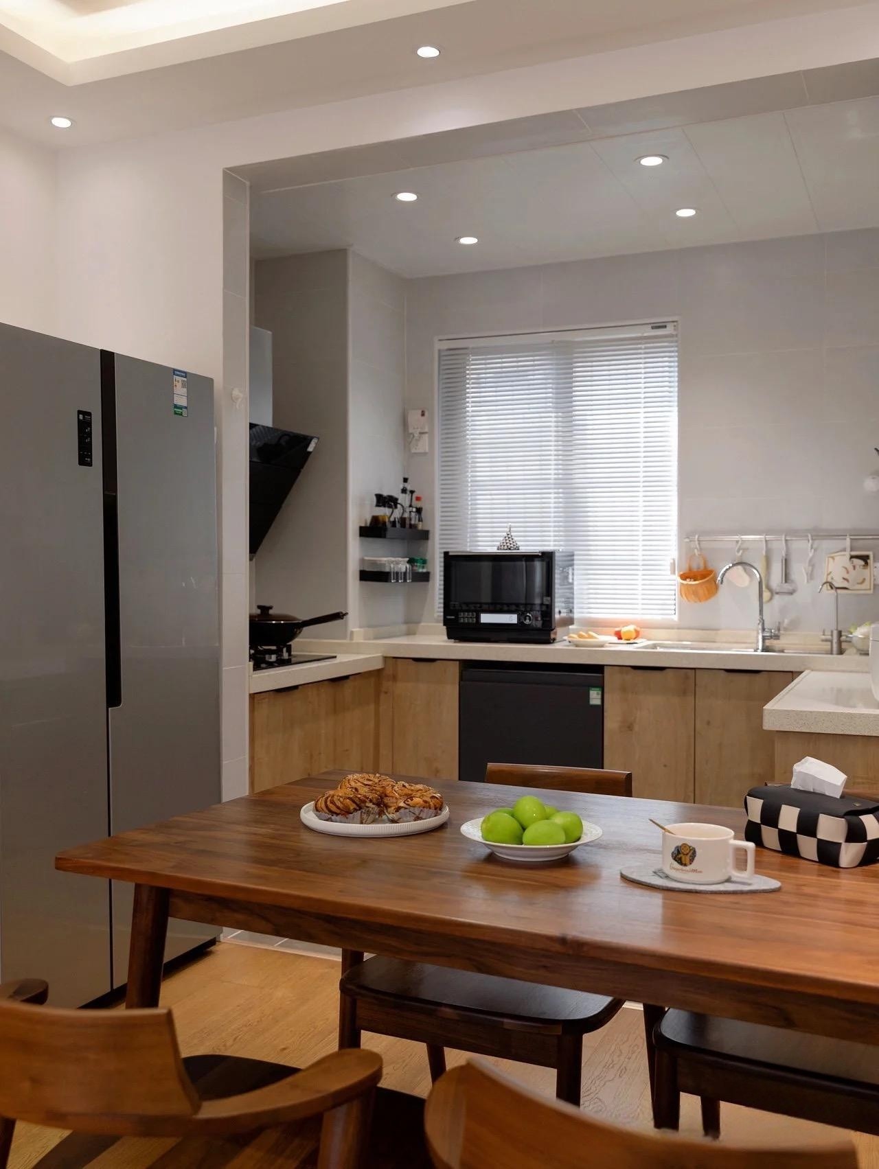 装修其实大白墙是最好的,告别传统大白墙这样装