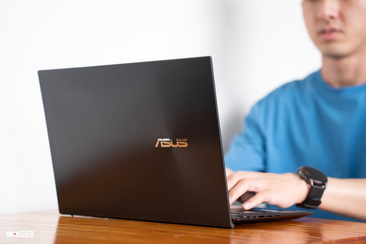 华硕灵耀x14i72022款评测,华硕灵耀x13对比华硕灵耀x14