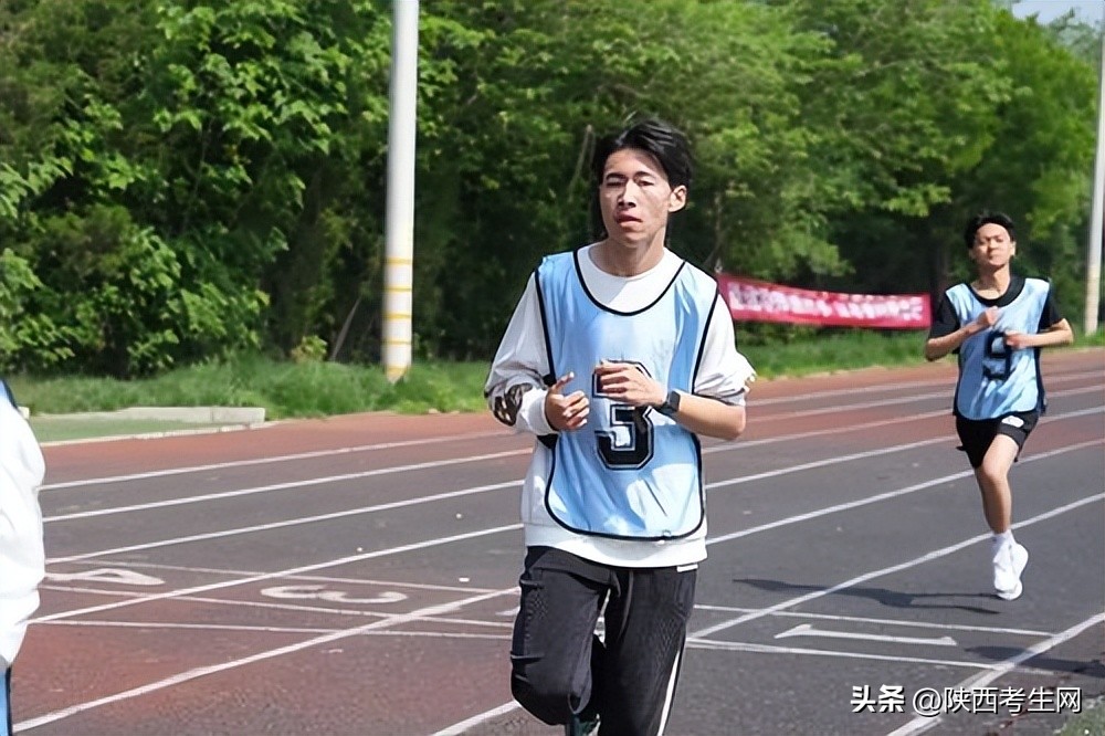 西安博雅艺术职业高中舞蹈比赛,西安博雅艺术职业高中体育生