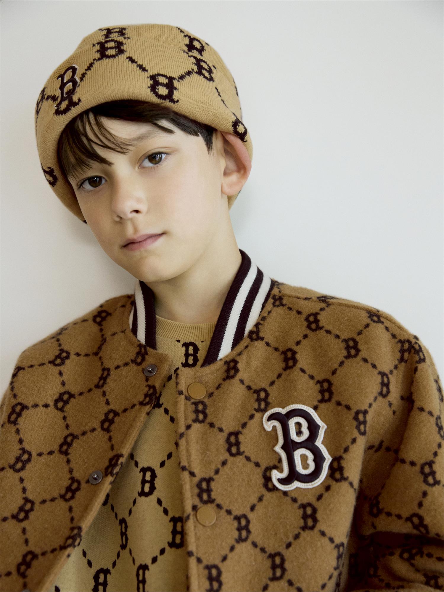 mlb女童装潮款高级感,潮流色彩拼图解锁潮童秋冬密码